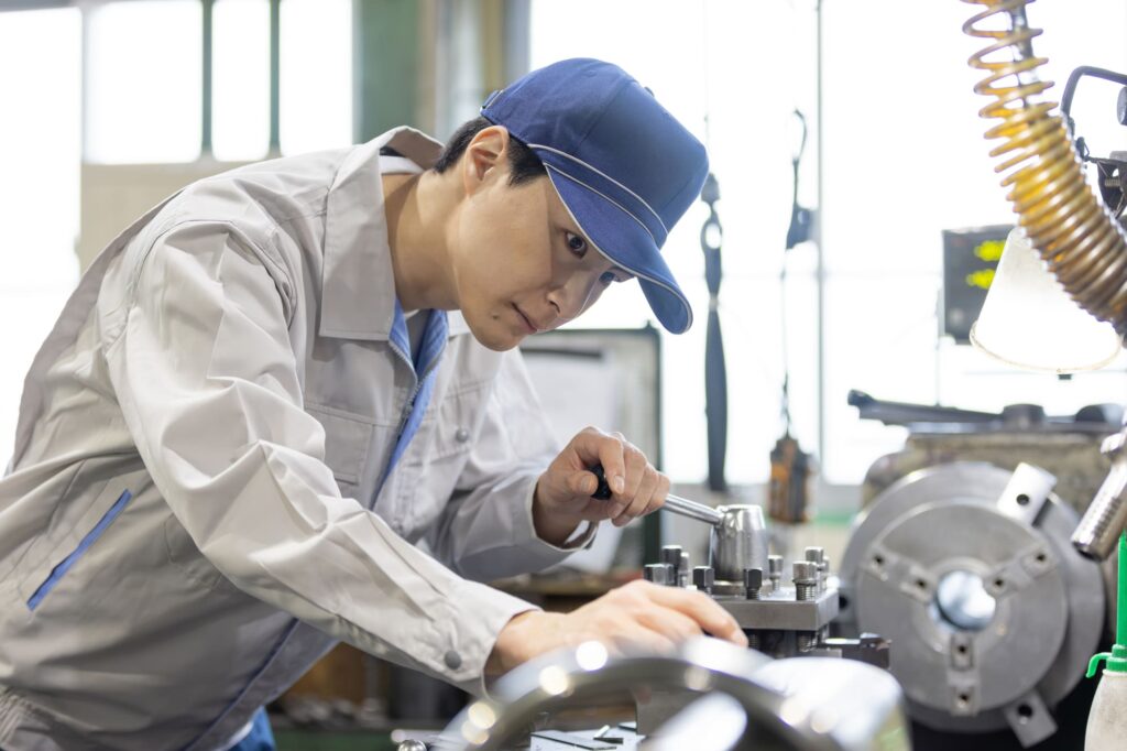 大学中退で就職するなら「ものづくり」業界がおすすめ