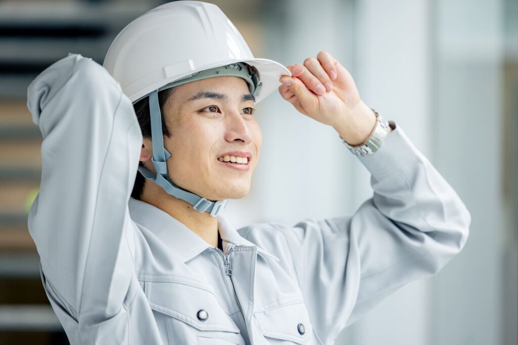 そもそもブルーカラーとは?ホワイトカラーとの違いを解説